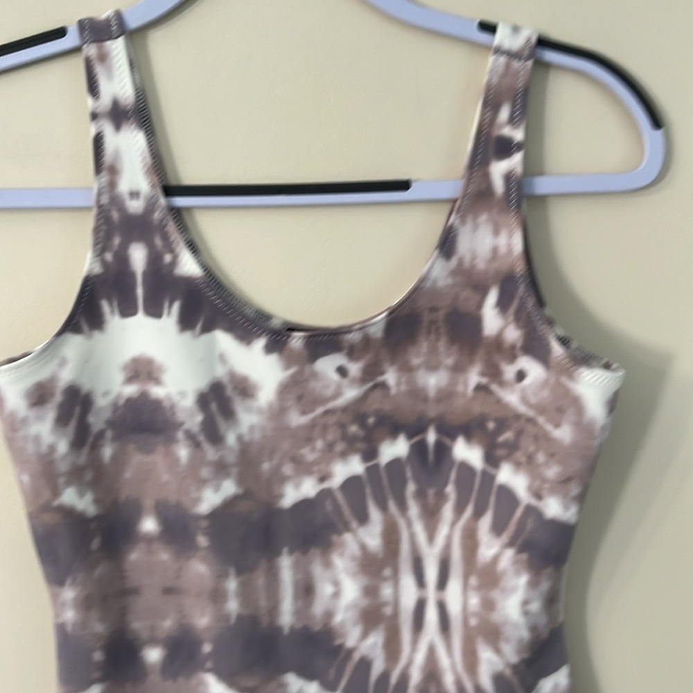 SHINESTAR Brown & Cream
Tie-Dye One Piece Size M Bodysuit NWOT - Picture 6 of 9